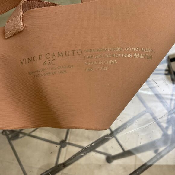 Vince Camuto~Bra Full Figured/Spacer/T Shirt 42C Beige - Picture 4 of 10